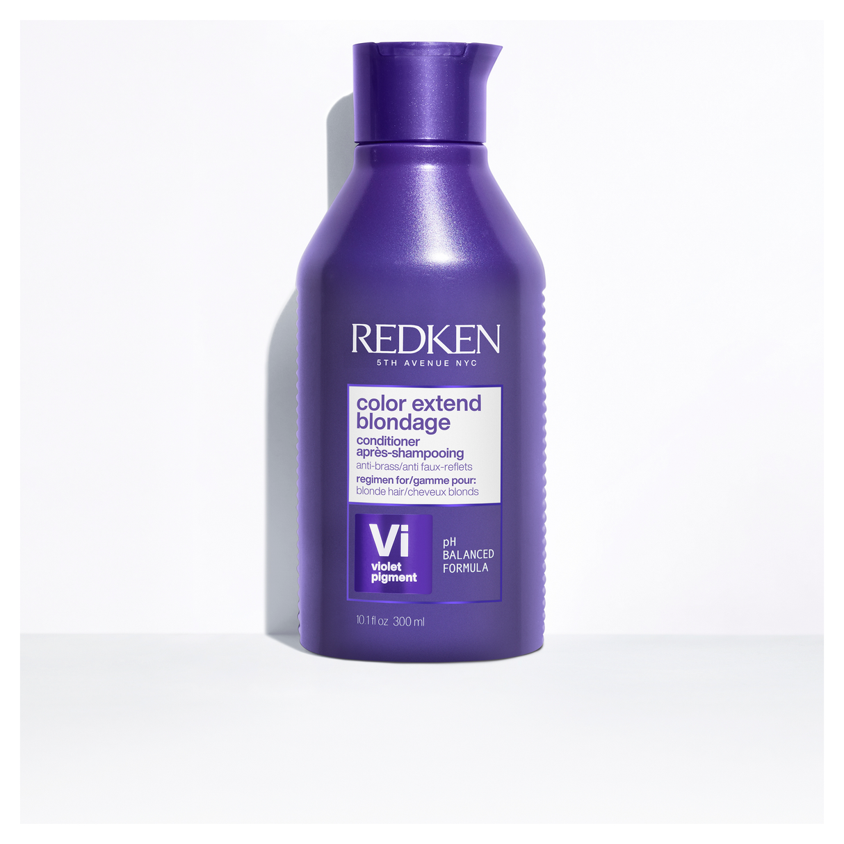 Redken Color Extend Blondage Color Depositing Purple Conditioner