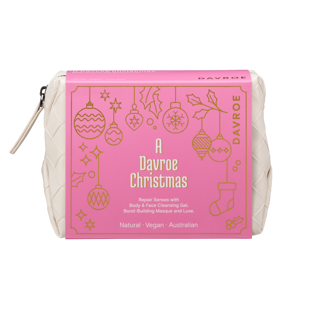 A Davroe Christmas Repair Senses Travel Pack