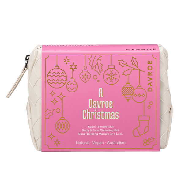 A Davroe Christmas Repair Senses Travel Pack